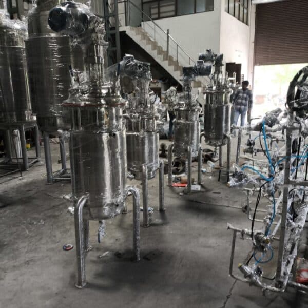Laboratory Fermenter Manufacturer or Bioreactor Manufacturer in India- UMA PHARMATECH MACHINERY